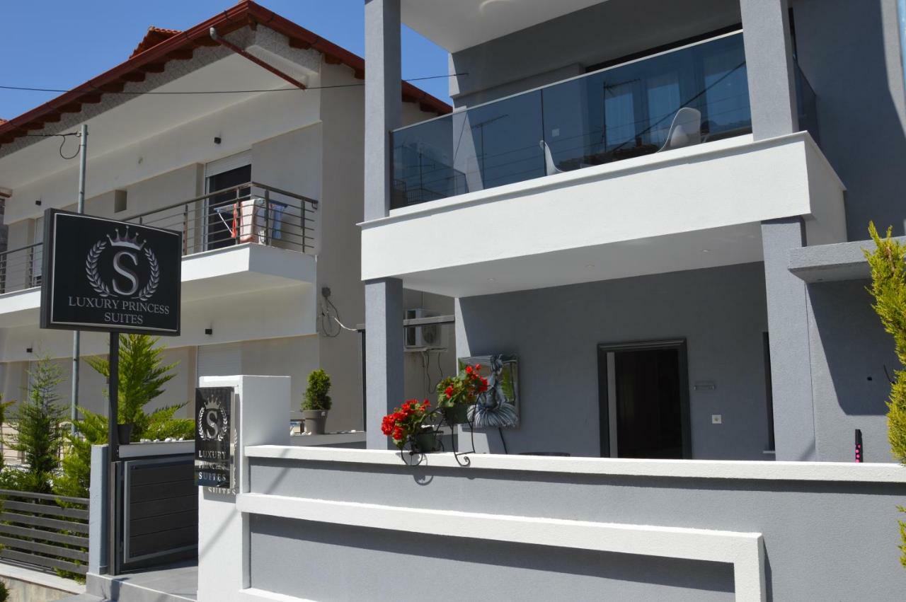 S. Luxury Princess Suite Nea Kallikrateia Exterior photo